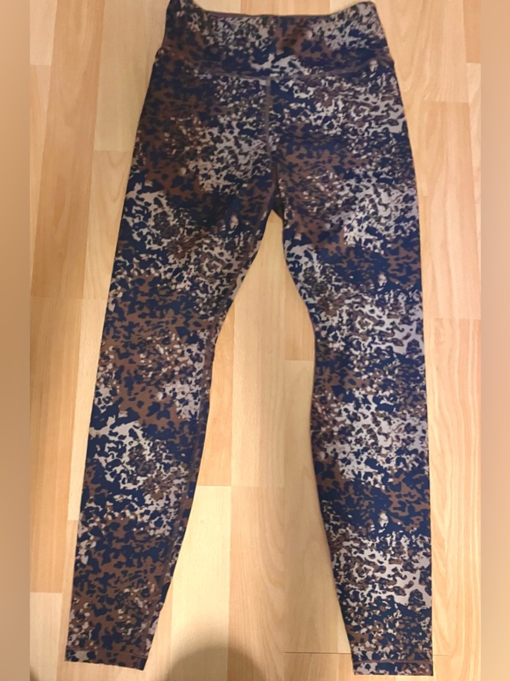 H & M Camo Leggings in Black, Brown, and Cream Animal print